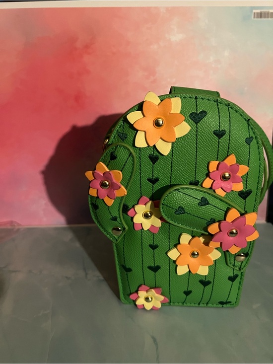 Betsey Johnson Handbags - Betsey Johnson Green Floral Cactus Crossbody with Pink Tag